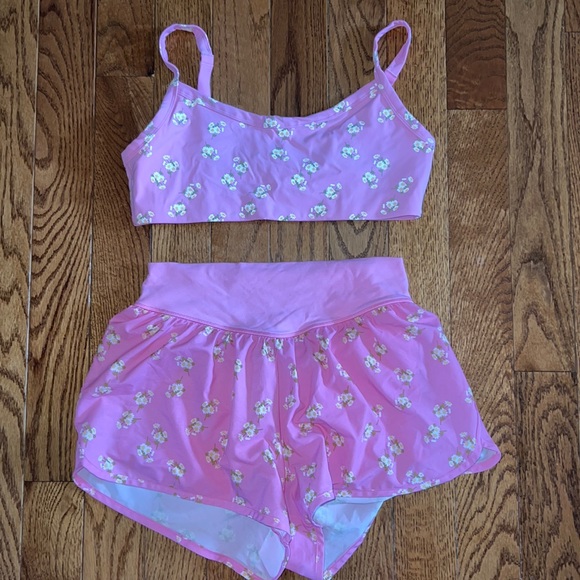 aerie Pants - Bra and shorts set - both are size medium